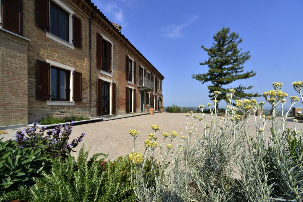 Cascina San Michele Bed & Breakfast Costigliole d'Asti Eksteriør bilde